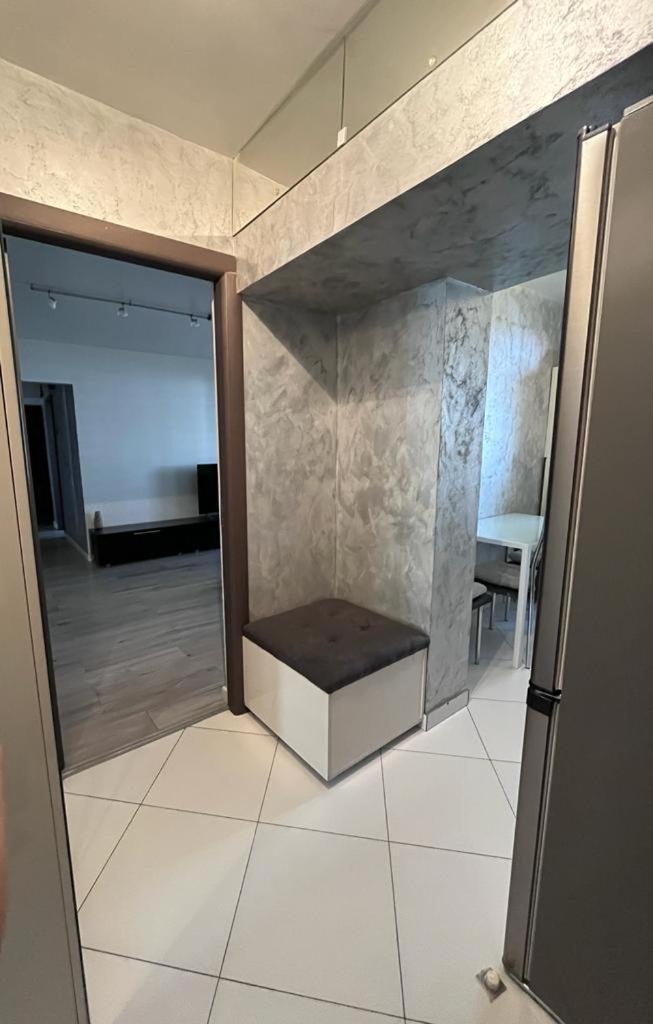 White&Silver Luxury Suite 3 Camere Craiova Exterior foto